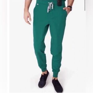 FIGS Men’s Green Tansen Jogger Scrub Bottoms SIZE SMALL TALL